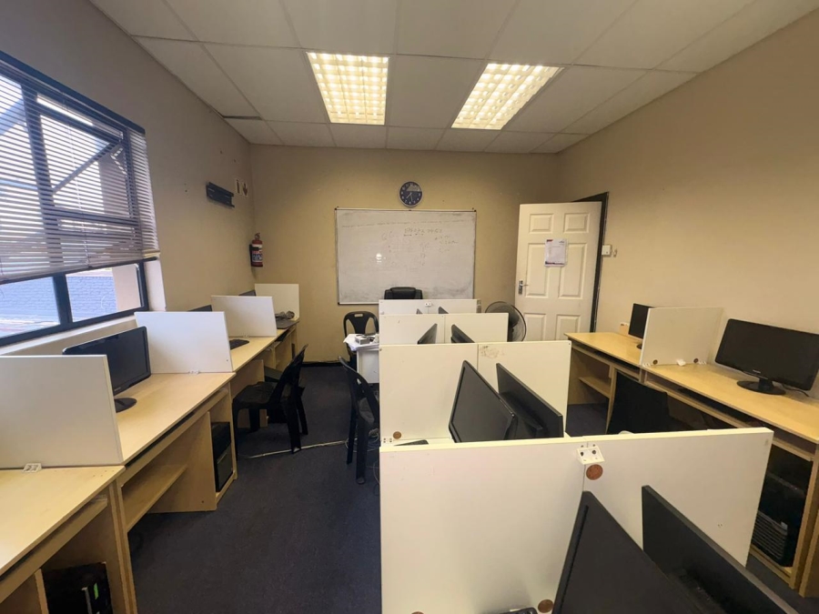 Commercial Property for Sale in Southernwood Eastern Cape